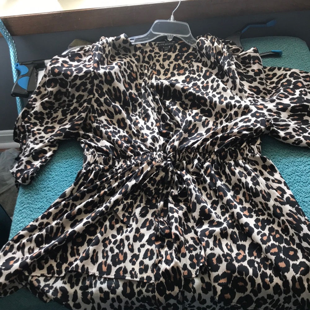 New shirt to big for me size 22/24 angel sleeves